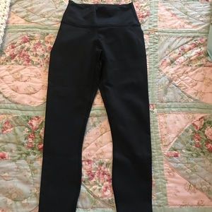 Fabletics High-Waisted Solid Powerhold Capri